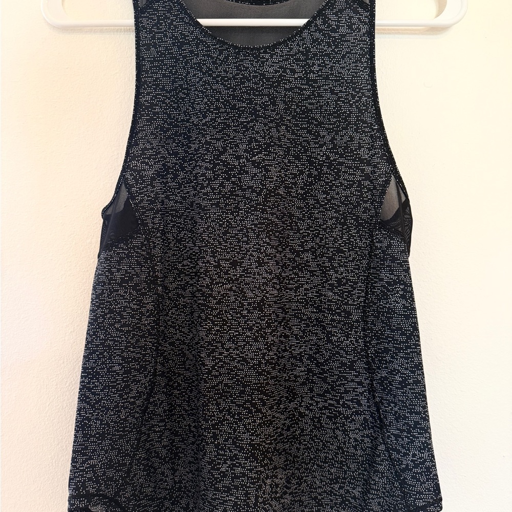 LULULEMON- Sculpt Tank II Black/White Soundwave